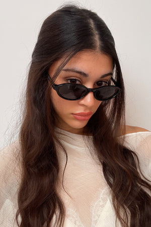 87 Black Slim Oval Sunnies
