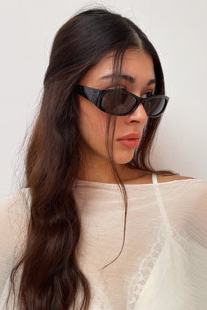 91 Black Slim Square Sunnies