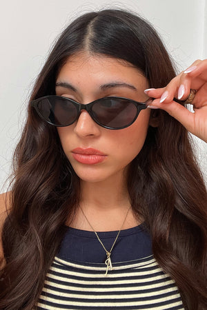 17 Black Slim Oval Sunnies