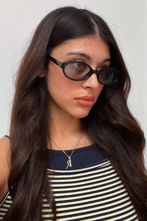 19 Black Oval Sunnies