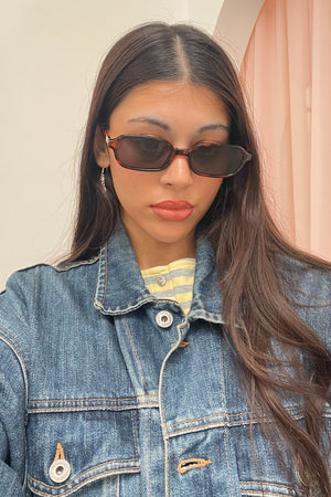 31 Tortoise Rounded Rectangle Sunnies