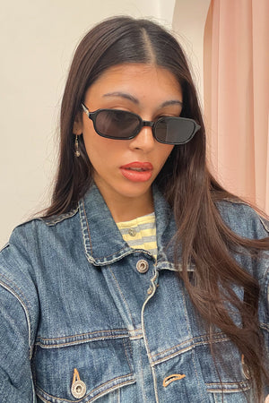 33 Black Rounded Rectangle Sunnies