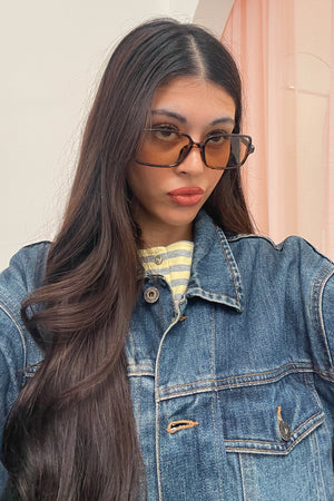 37 Tortoise with Light Brown Lens Rectangle Sunnies