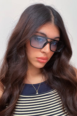53 Small Aviator Sunnies
