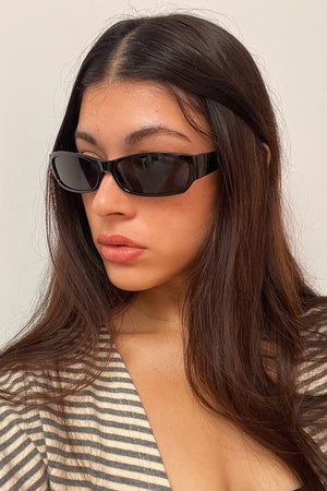 68 Black Slim Square Sunnies