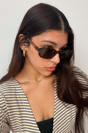 70 Tortoise Mini Square Sunnies