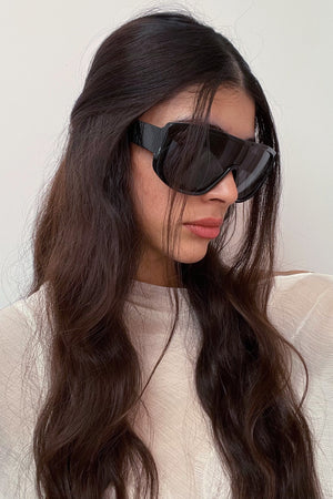 95 Black Square Shield Sunnies