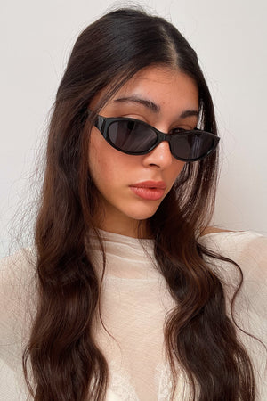 89 Black Slim Squoval Sunnies