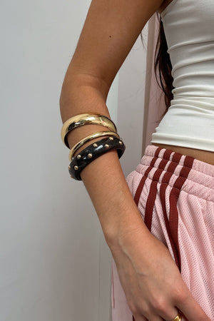 Brown Marble Stud and Gold Bangle Set