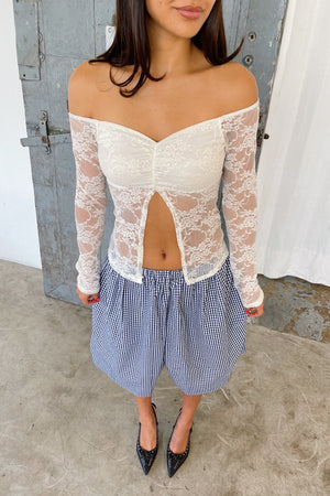 Gossip Girl Cream Lace Long Sleeve Top