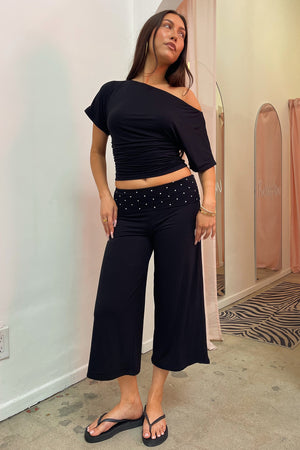 Set List Black with Polka Dot Foldover Gaucho Capris