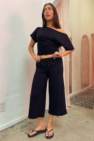 Set List Black with Polka Dot Foldover Gaucho Capris